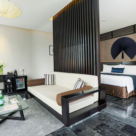 Melia Danang Beach Resort Екстериор снимка
