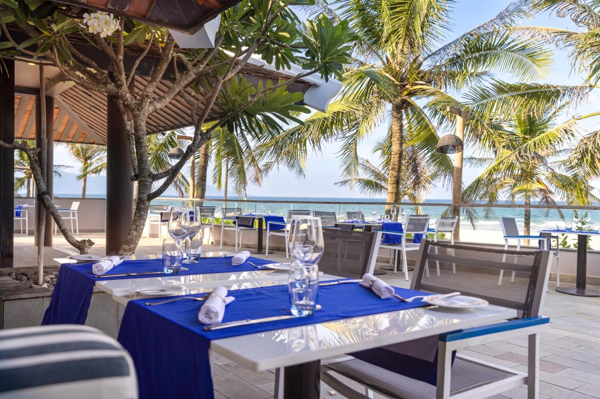 Melia Danang Beach Resort Екстериор снимка