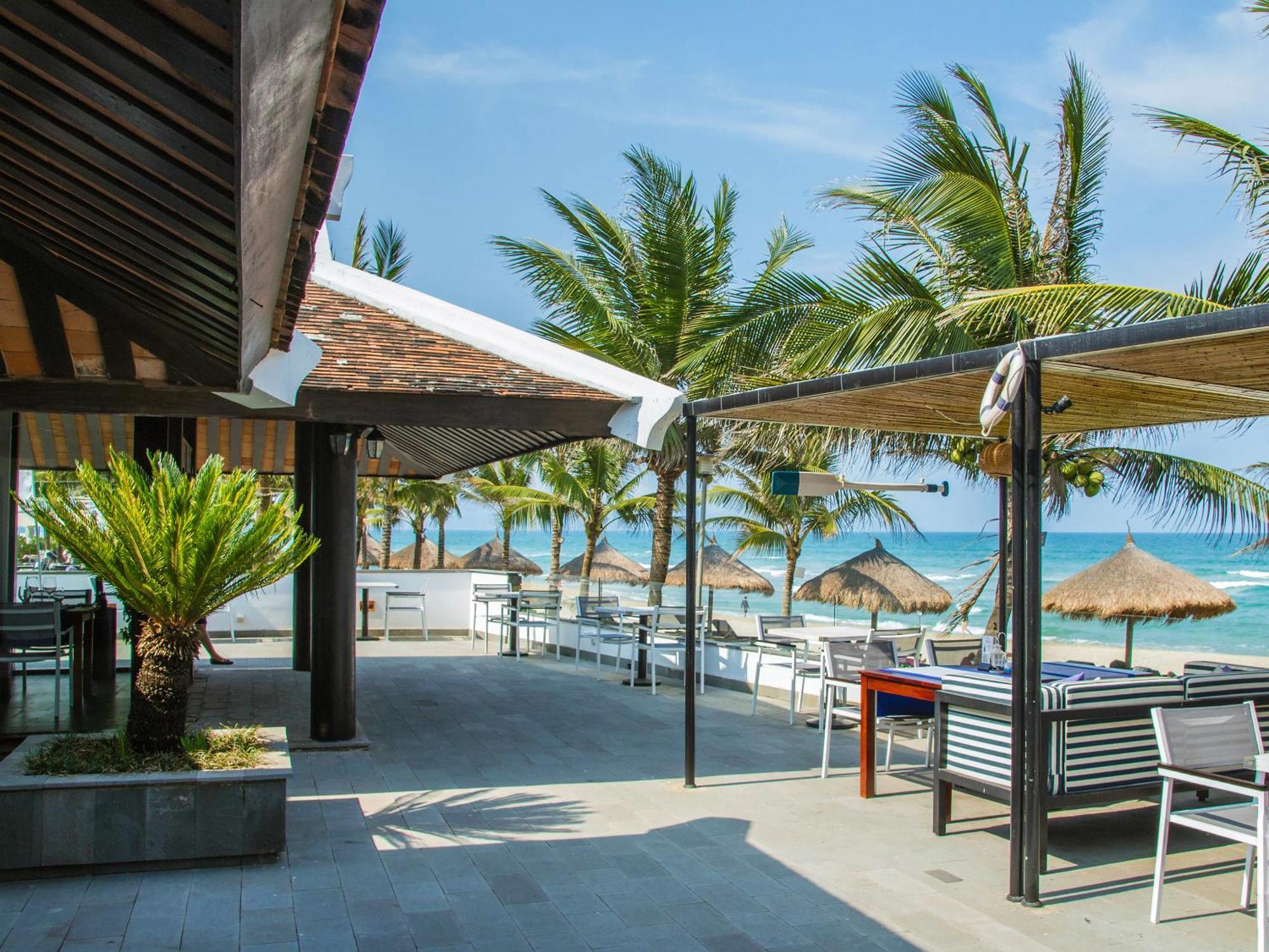 Melia Danang Beach Resort Екстериор снимка