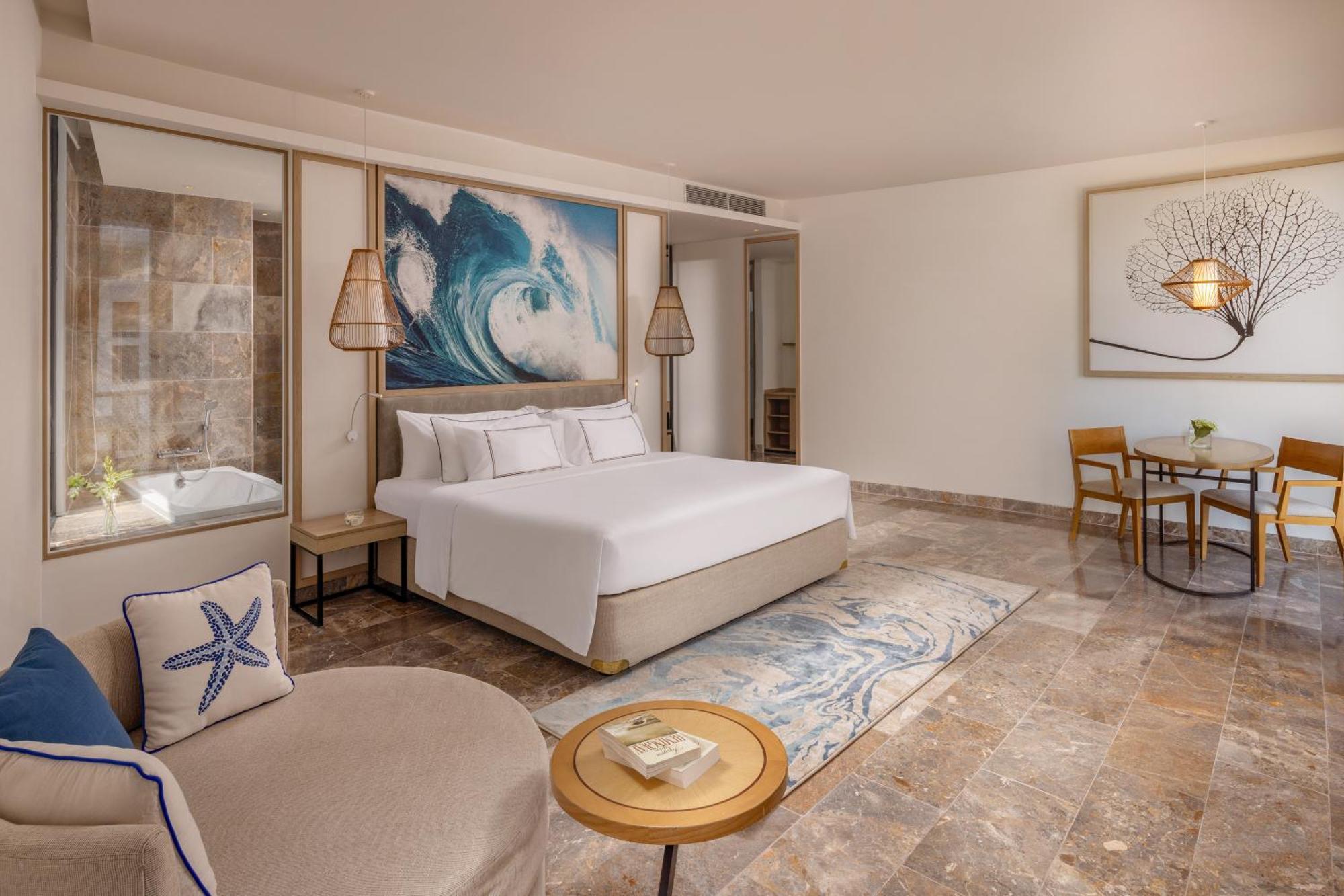 Melia Danang Beach Resort Екстериор снимка