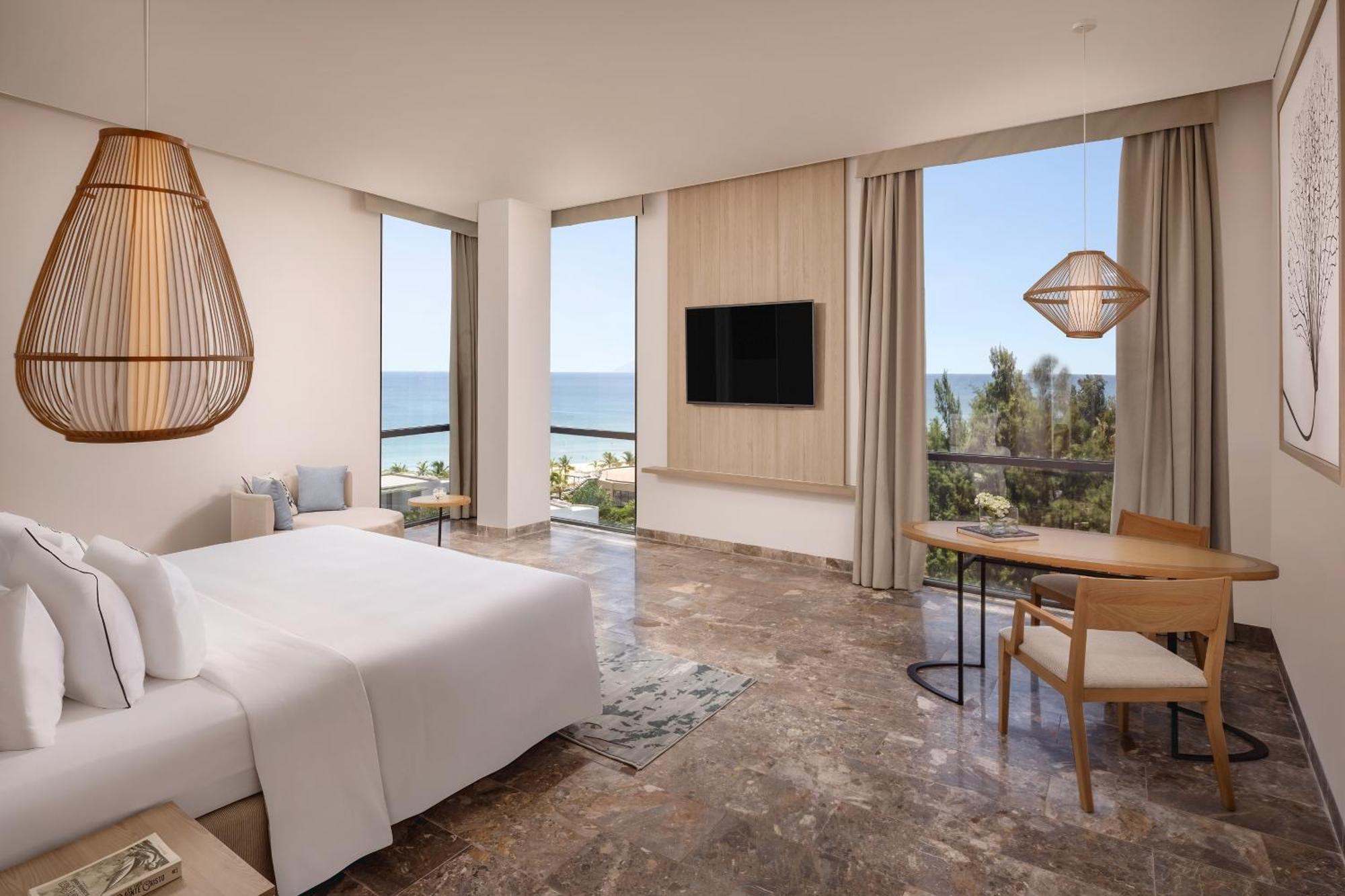 Melia Danang Beach Resort Екстериор снимка